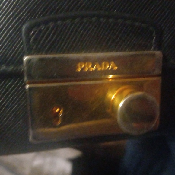 Prada leather wallet - Picture 2 of 5